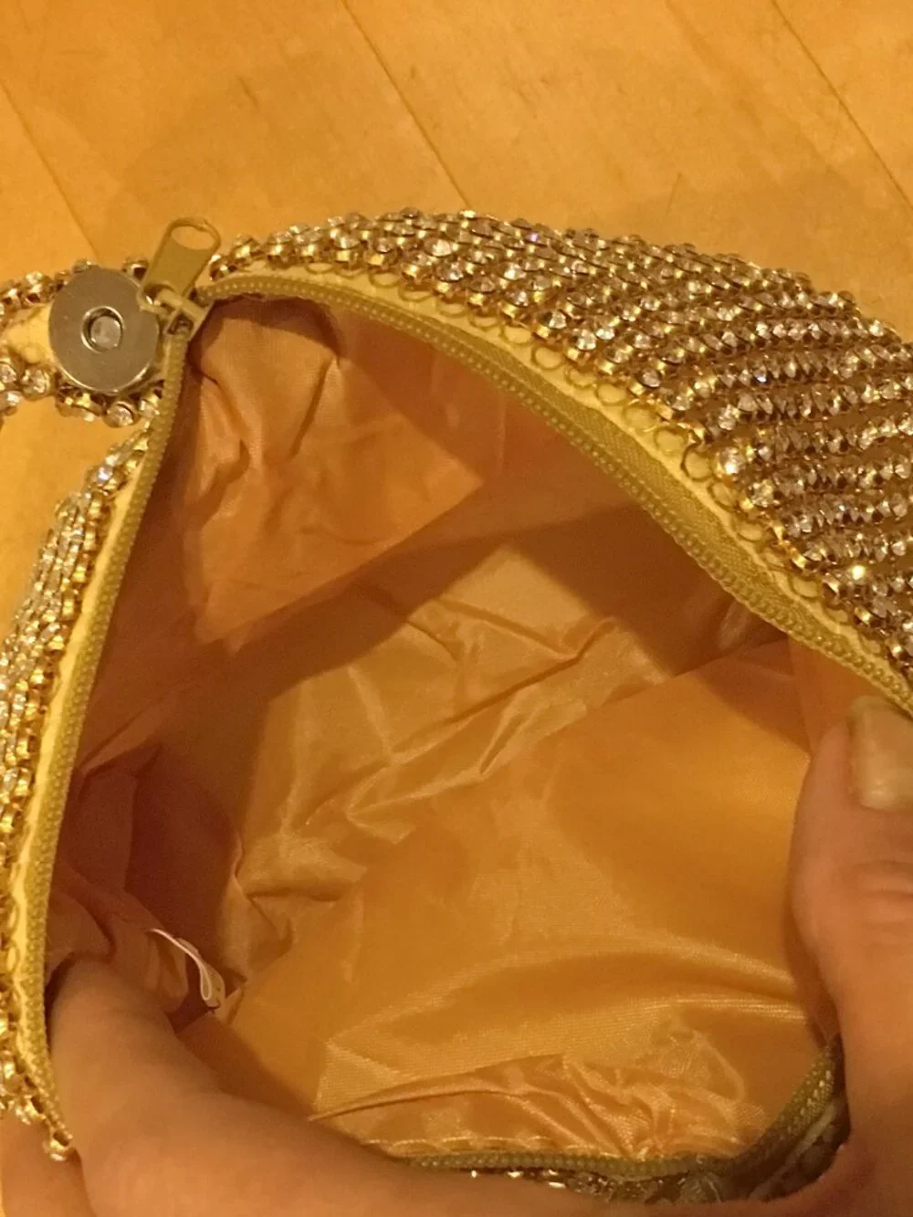 Elegant Gold Rhinestone Evening wrist Bag